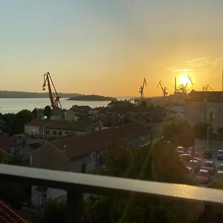 Apartment Castropola Views